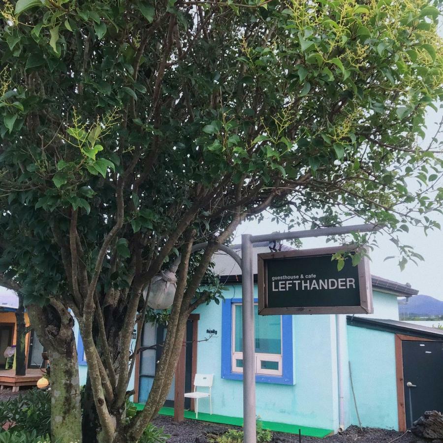 Lefthander Guesthouse Jeju Exterior foto